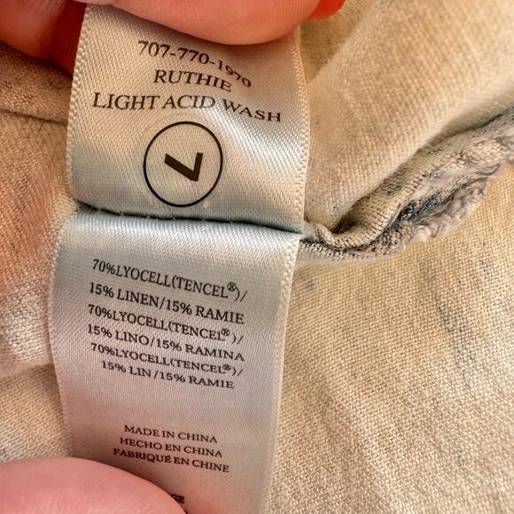 Rails Ruthie Light Acid Wash Button Down Ruffle Shirt Large - Picture 9 of 12